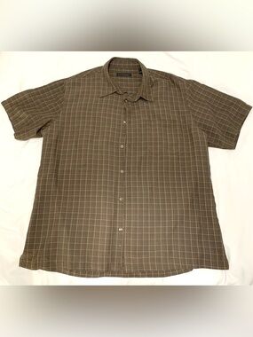Via Europe Brown Grid Short Sleeve Button Down Shirt
